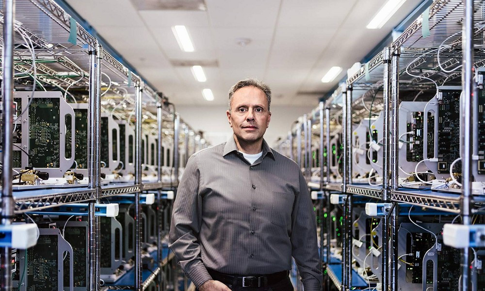 Trong memo gửi nhân viên, ông khẳng định yêu nhóm của mình và không có kế hoạch ra đi.