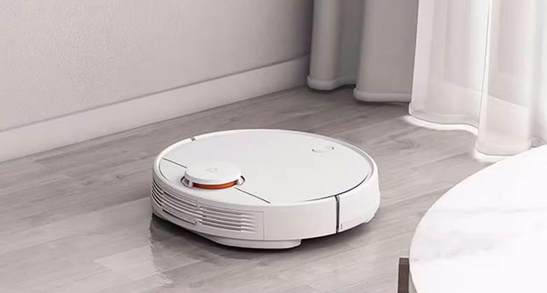 Nguyên nhân chính là giẻ lau tích tụ bụi bẩn, dầu mỡ và chất hữu cơ nhưng không được làm sạch ngay.