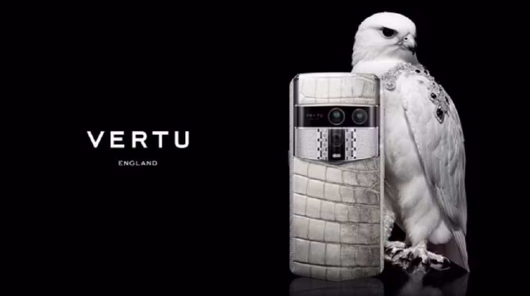 Vertu Agent Q được giới thiệu tại Harrods (London), đánh dấu màn trở lại ngoạn mục của thương hiệu điện thoại xa xỉ đình đám một thời.