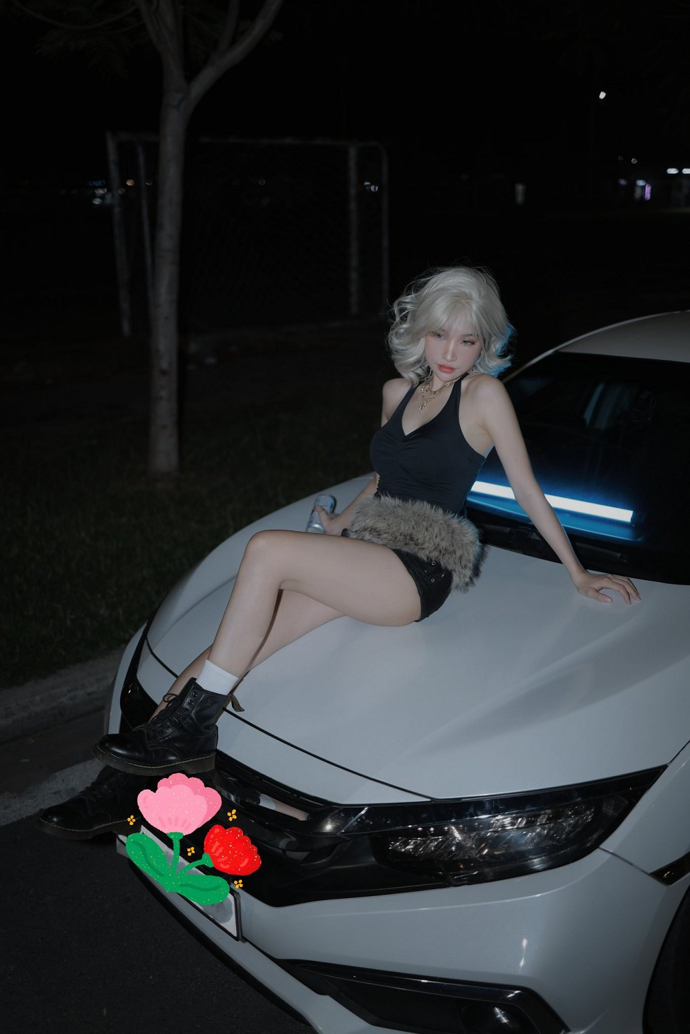 Không chỉ đẹp, Lily còn chăm chỉ tạo content, bắt trend nhanh và liên tục đổi mới hình ảnh.