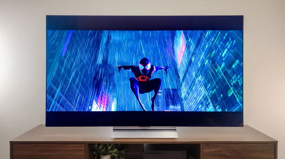 LG OLED C5 được vinh danh là Smart TV tốt nhất năm 2025 với điểm đánh giá 5 sao tuyệt đối nhờ chất lượng hình ảnh OLED vượt trội và mức giá dễ tiếp cận hơn dòng G5.