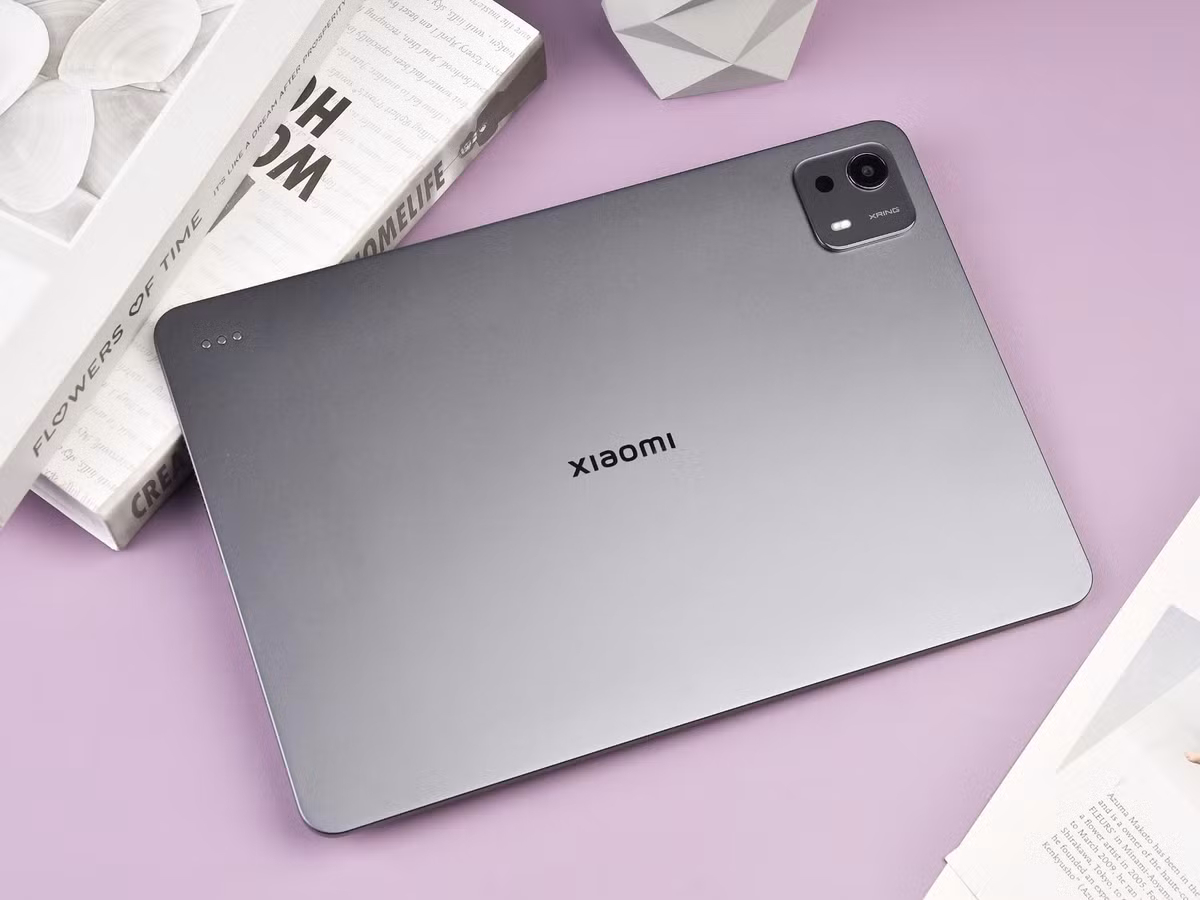 Điểm nhấn lớn nhất là chip Xring O1 3nm do chính Xiaomi phát triển, CPU 10 nhân và GPU 16 nhân.