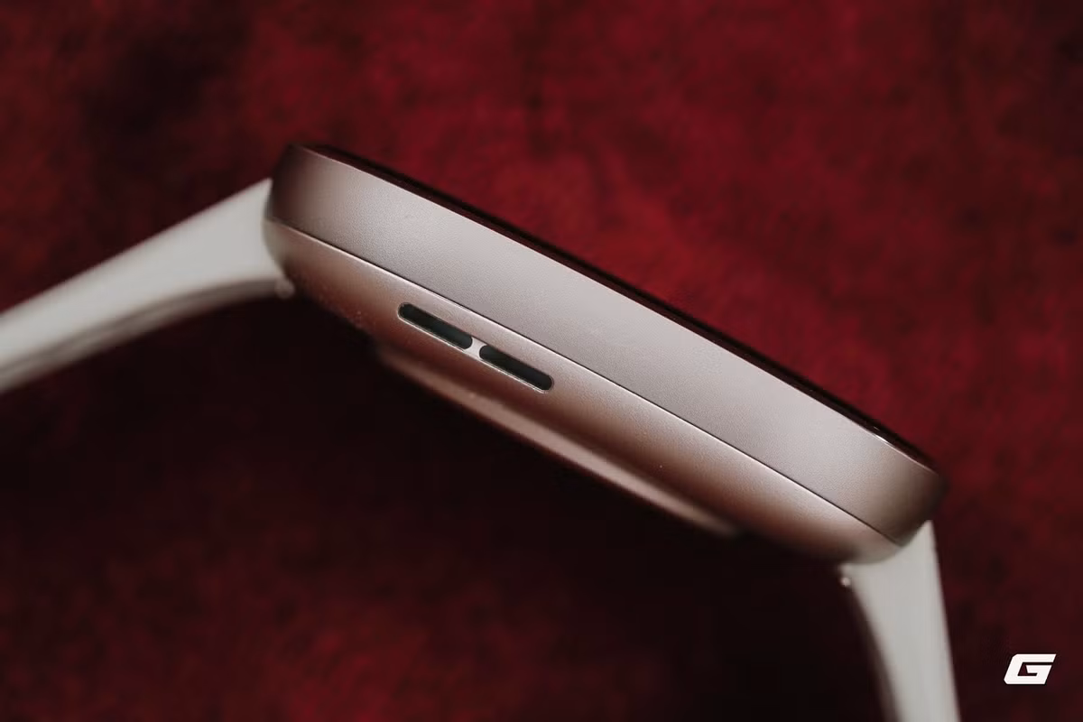 Với mức giá chỉ khoảng 1,8 triệu đồng khi săn sale, Bip 6 được trang bị khung kim loại chắc chắn và màn hình AMOLED siêu sáng.