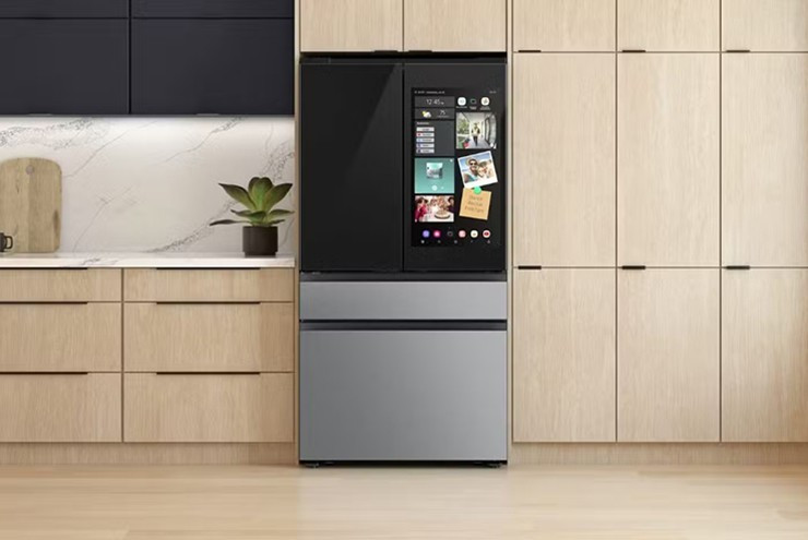 Thực tế, tủ lạnh thường có thể hoạt động hơn 10 năm, trong khi bản thông minh dễ hỏng hơn.