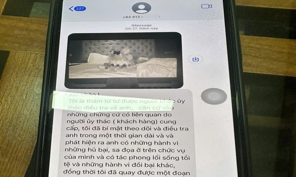 Kẻ gian cắt ghép ảnh nạn nhân vào video nhạy cảm bằng AI, rồi đe dọa tống tiền nếu không chuyển khoản.