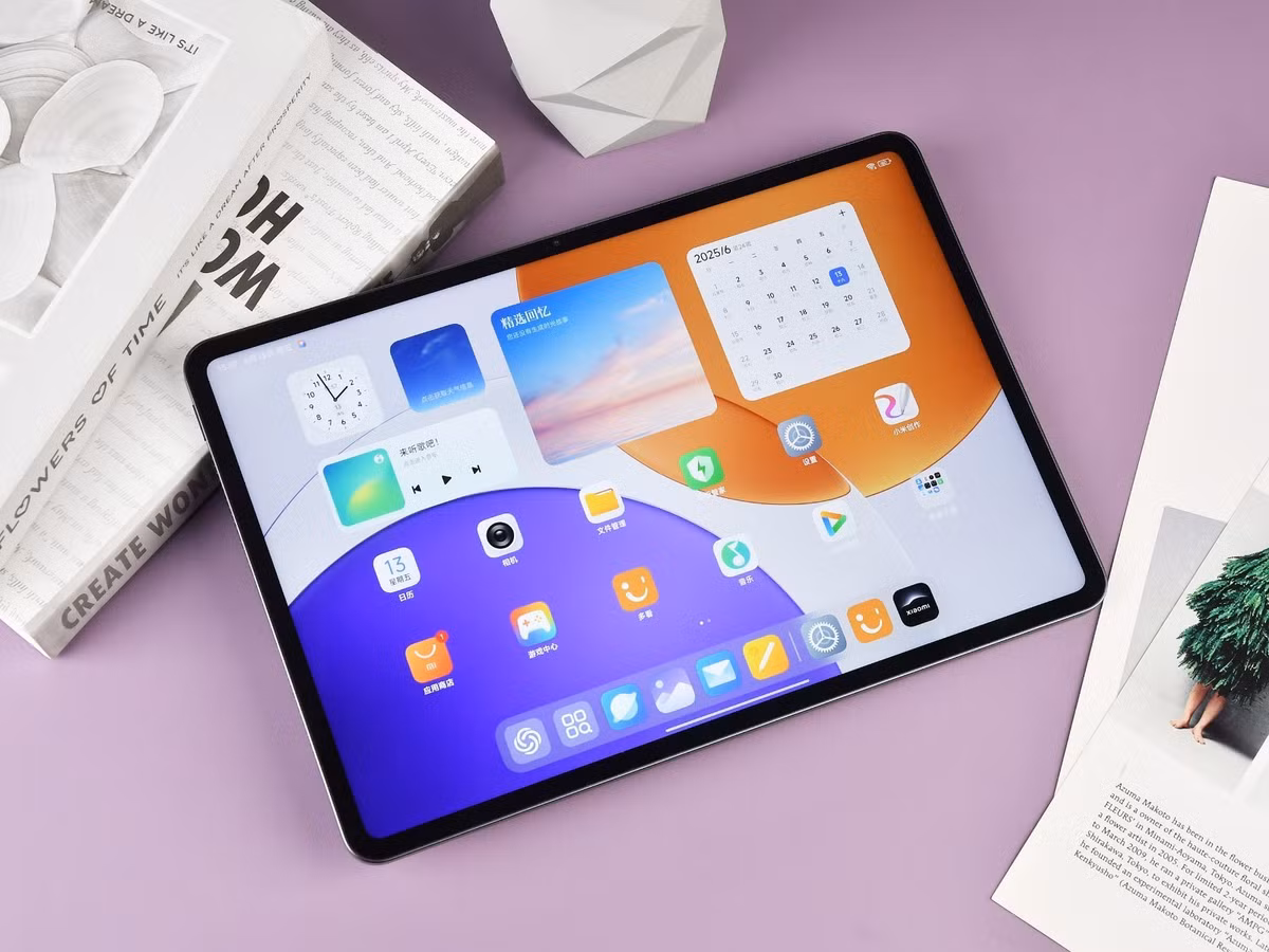 Thiết kế kim loại nguyên khối cao cấp, mỏng chỉ 5,8mm và nhẹ 576g dù có màn hình lớn.