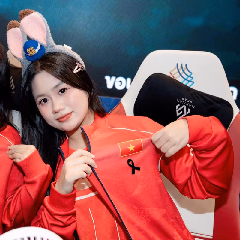 Tại SEA Games 33, đội tuyển Liên Quân Mobile nữ Việt Nam đã xuất sắc đánh bại Thái Lan 3-0 để giành Huy chương Vàng.