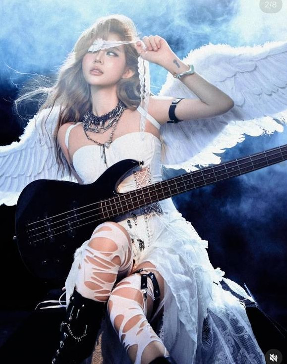 Trước khi trở thành một streamer nổi tiếng, Misthy đã từng là một game thủ trong đội Liên Minh Huyền Thoại The Queen Team.