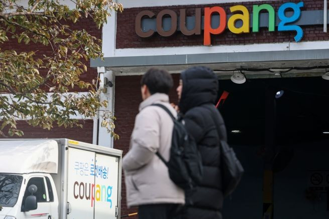 Theo Reuters, nghi phạm chính là một cựu nhân viên quốc tịch Trung Quốc, cảnh sát đang mở rộng điều tra.