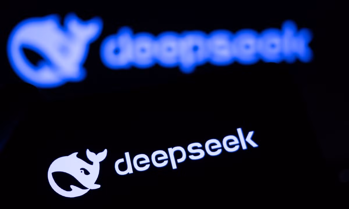 DeepSeek là cái tên mở đầu cuộc cách mạng khi phát hành miễn phí mô hình AI tiên tiến từ tháng 1.