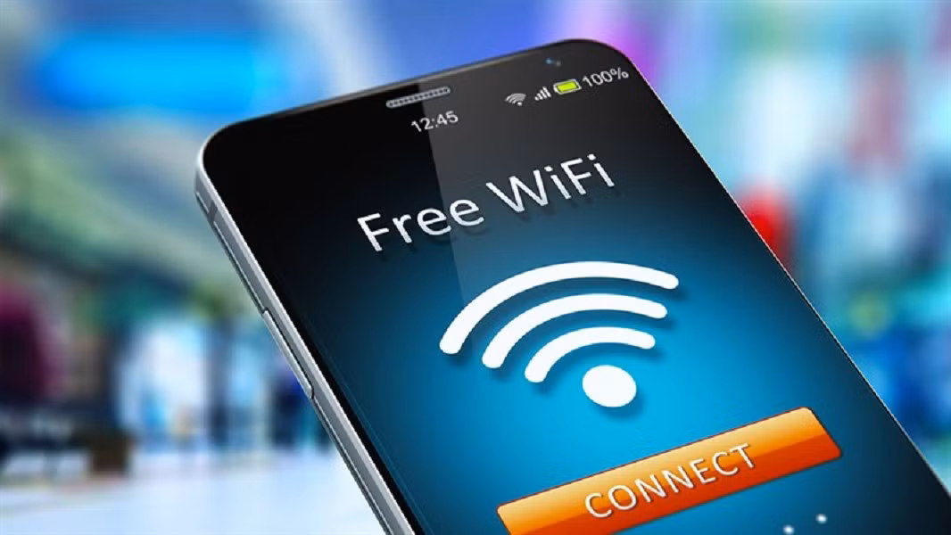 Kết nối Wi-Fi miễn phí hoặc không rõ nguồn gốc dễ bị hacker dựng điểm phát giả để thu thập thông tin.