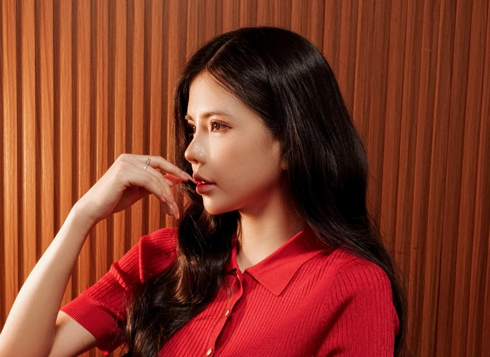 Sức nóng của bộ ảnh vẫn tăng mạnh, khẳng định sức hút khó cưỡng của Mai Dora trong cộng đồng game.