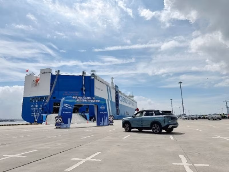 Phần mềm thông minh theo dõi thời gian thực và cảnh báo cháy sớm giúp bảo vệ an toàn cho các loại xe năng lượng mới trong suốt hành trình biển dài.