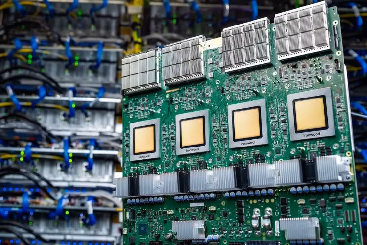 Google không bán TPU thương mại, chỉ cung cấp qua dịch vụ đám mây Google Cloud.