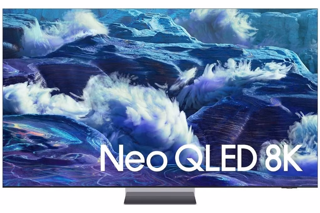 1. TV Neo QLED 8K QN950F tích hợp bộ xử lý AI NQ8 Gen 3 với 768 mạng trí tuệ, nâng cấp hình ảnh lên chuẩn 8K sắc nét từng chi tiết.