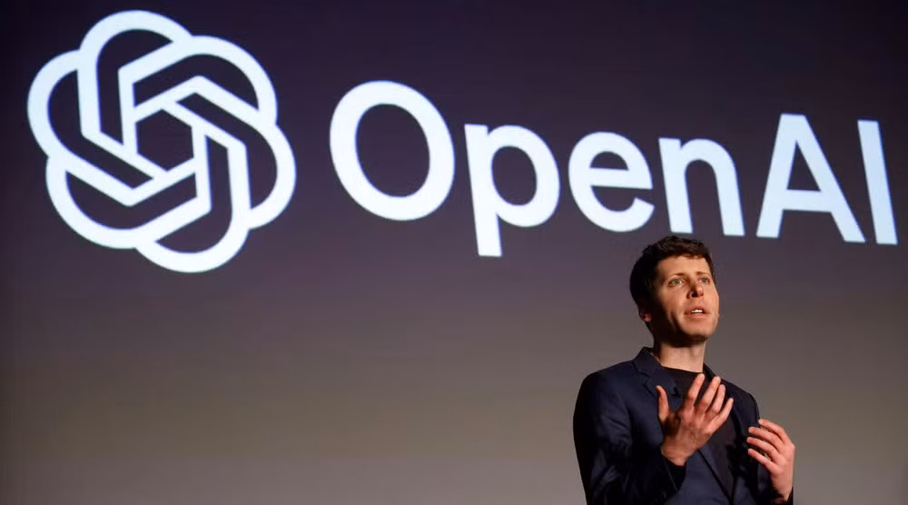 Ông giải thích OpenAI đã ngừng dùng phương pháp làm mát bay hơi vốn tiêu hao nhiều nước.