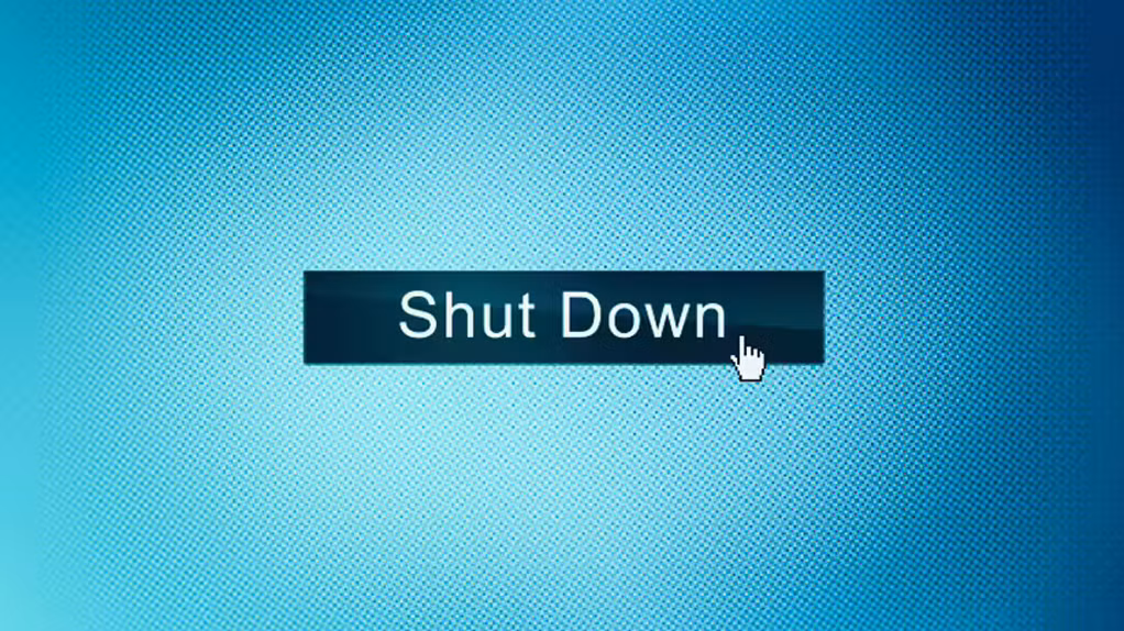 Trong khi đó, shutdown là lựa chọn phù hợp khi không sử dụng máy trong thời gian dài, qua đêm hoặc nhiều ngày liên tiếp để tránh hao pin và giảm tải cho hệ thống.