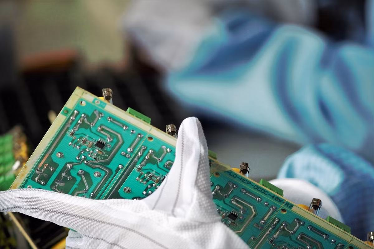 Mức lương kỹ sư PCB tại Thái Lan tăng gấp đôi, khiến chi phí nhân sự leo thang.