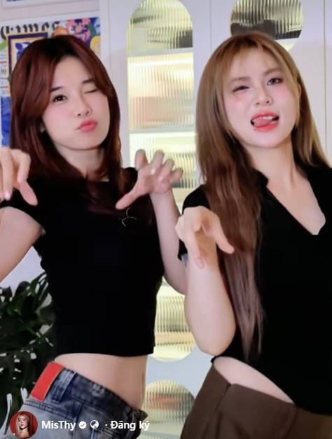 MisThy vừa tung đoạn clip “quẩy” cực sung, khiến dân mạng đứng ngồi không yên. Màn vũ đạo kết hợp biểu cảm và trang phục cá tính giúp cô nàng ghi điểm mạnh. Cộng đồng mạng lập tức chia sẻ rầm rộ, đưa video lên top thịnh hành.