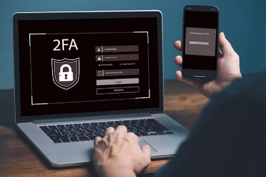 Thực tế, đây chính là mã 2FA mà kẻ gian cần để hoàn tất việc chiếm quyền Apple ID của nạn nhân.