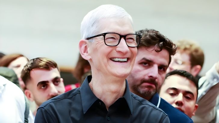 Tim Cook vừa lên tiếng bác bỏ tin đồn rời ghế CEO của Apple trong năm 2026.