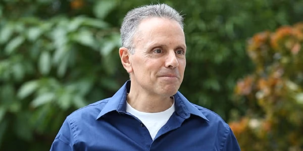 Ông Srouji tự hào về những công nghệ đội ngũ đã xây dựng như màn hình, camera, silicon và pin.