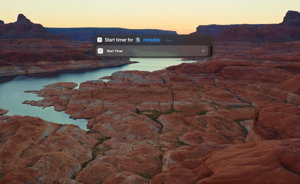 Điểm mạnh khác là Spotlight tìm cả mục menu ứng dụng, giúp thao tác bằng bàn phím nhanh hơn.