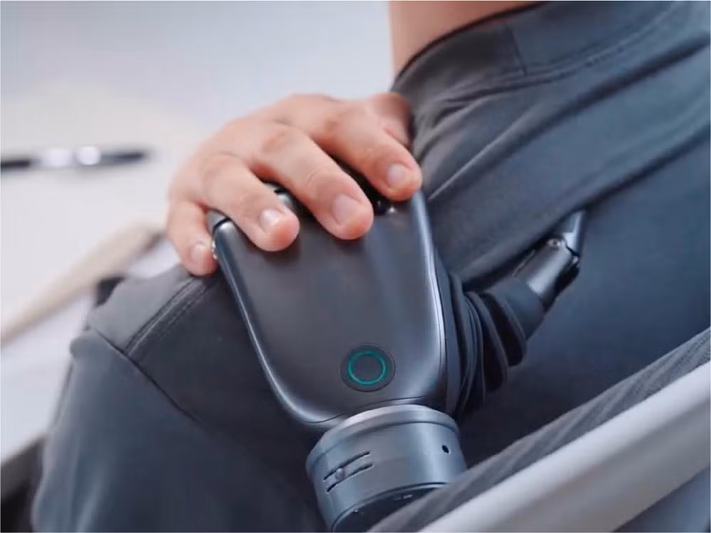 Trong lĩnh vực y tế, Revo2 được kỳ vọng sẽ giúp người khuyết tật phục hồi khả năng vận động, cải thiện chất lượng cuộc sống và tăng khả năng hòa nhập xã hội, đồng thời mở ra hướng tiếp cận mới trong điều trị phục hồi chức năng.