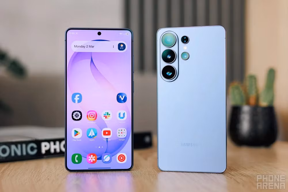 Trước sự kiện Unpacked, Galaxy S26 Ultra được kỳ vọng nâng cấp màn hình 10-bit. (Ảnh: Phonearena)