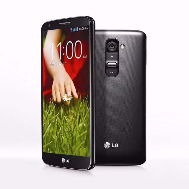 LG G2 từng gây sốt với phím bấm sau lưng và màn hình viền siêu mỏng, nhưng không thể cứu LG khỏi thoái trào.