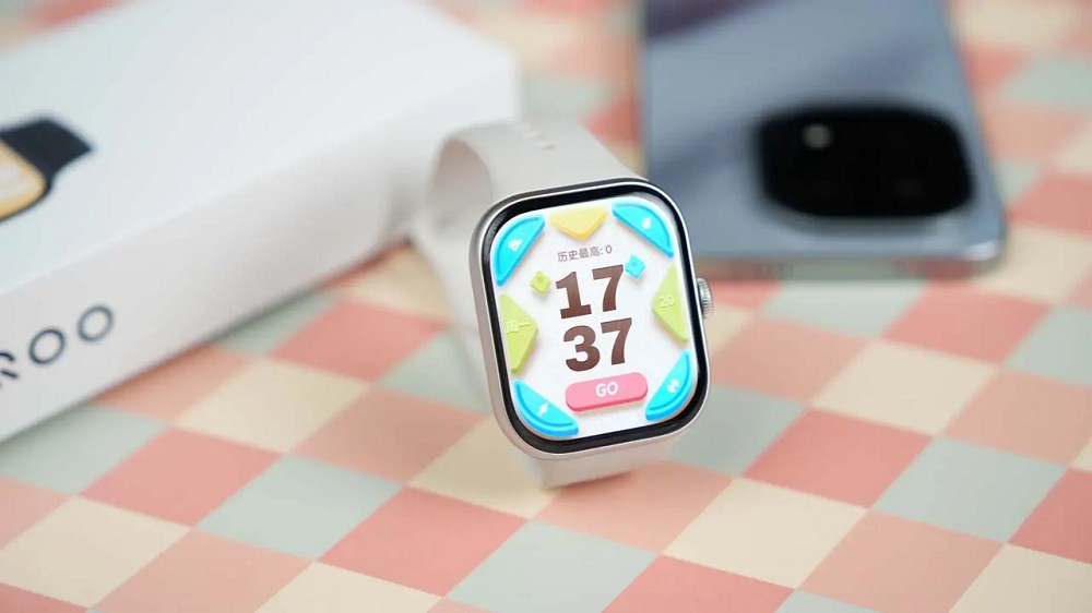 Phiên bản Bluetooth có pin 17 ngày giá chỉ 1,84 triệu đồng, còn bản eSIM nghe gọi giá khoảng 2,58 triệu đồng.