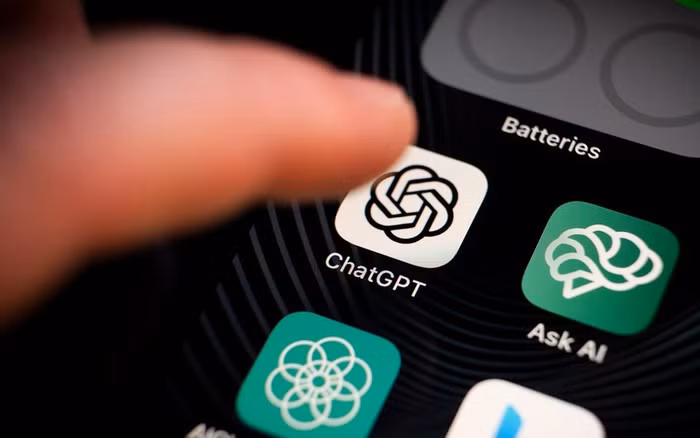 Trong tình huống khẩn cấp, việc hỏi ChatGPT có thể gây nguy hiểm, hãy hành động ngay.