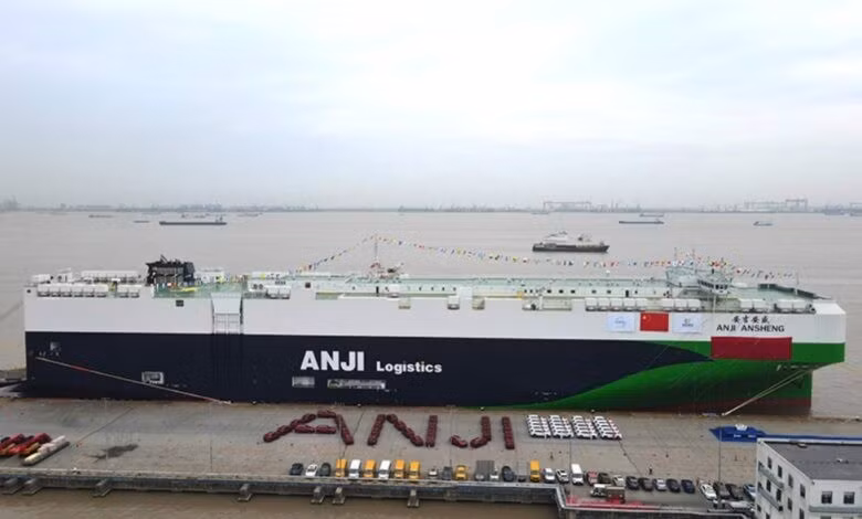 Ngày 15/5, “thủy quái thép” Anji Ansheng đã chính thức rời Thượng Hải để khởi hành sang châu Âu. (Ảnh: splash247)