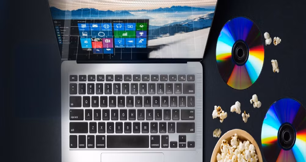 Giới bán lẻ tại Tokyo dự đoán DVD cũng sẽ sớm “cháy hàng” do nhu cầu tăng mạnh từ người dùng trung thành với Windows 10.