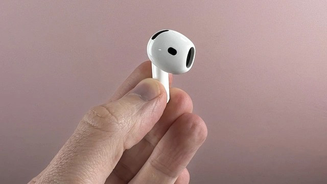 Kiểu đeo mở thoải mái, chống ồn vừa phải khiến AirPods 4 hợp với số đông người dùng.