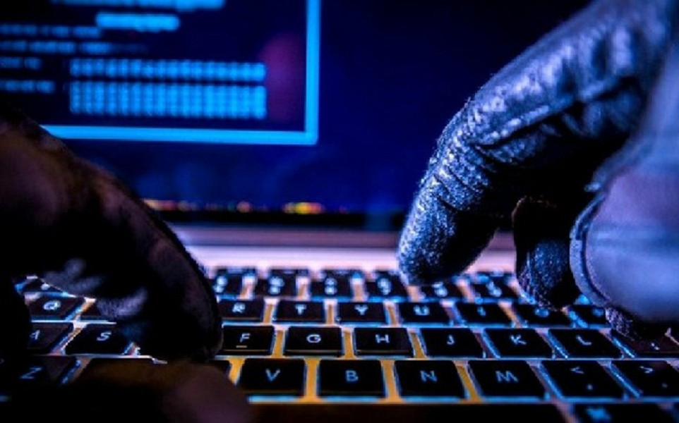 Nhiều ngân hàng liên tục phát đi cảnh báo về nguy cơ lừa đảo công nghệ cao.