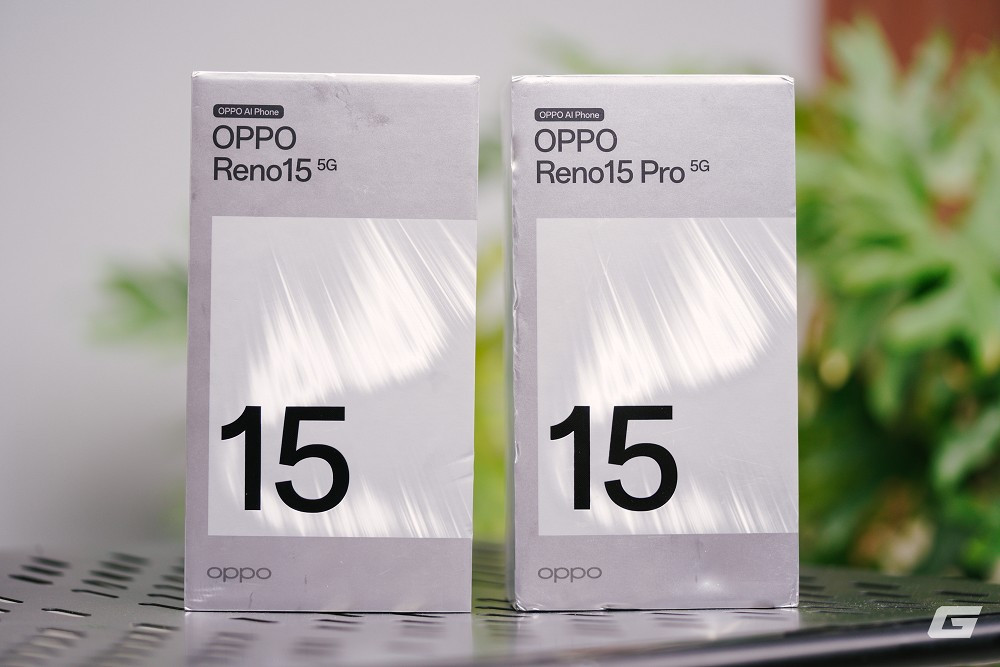 Điểm nhấn ngoại hình nằm ở thiết kế vuông vức, mặt lưng “mưa sao băng” nổi bật trên Reno15 và phong cách tối giản cao cấp trên bản Pro.(Ảnh: Genk)