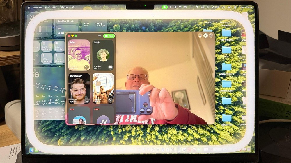 Edge Light thu gọn khi người dùng thao tác chuột hoặc bàn phím, hạn chế ảnh hưởng đến nội dung hiển thị trên màn hình.