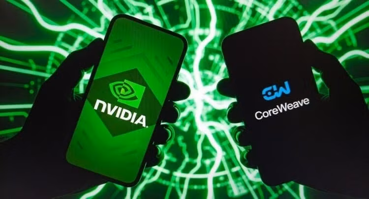 Trái ngược, NVIDIA nhanh chóng chuyển hướng khi rót hàng tỷ USD vào CoreWeave và cam kết đầu tư mạnh cho Anthropic, đối thủ trực tiếp của OpenAI.
