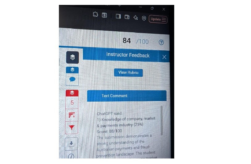 Ảnh chụp màn hình cho thấy phản hồi chấm bài ghi rõ “ChatGPT nói” cùng lời nhận xét và điểm số 88/100. (Ảnh: X/Churgersasx)
