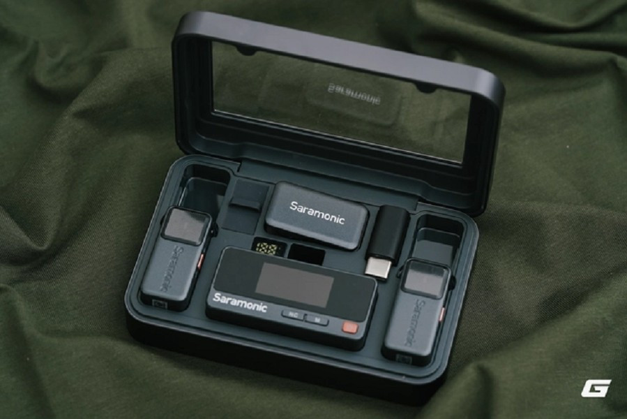 Trong hàng chục clip bị lướt qua không thương tiếc, tôi nhận ra một điều: người ta có thể bỏ qua hình ảnh chưa đẹp, nhưng sẽ out ngay nếu âm thanh tệ. (Ảnh: Genk)