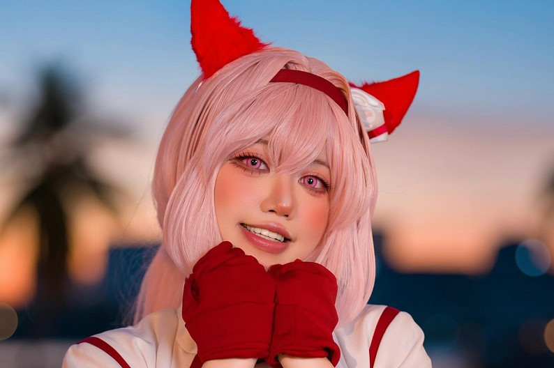 Những bức ảnh khoe vóc dáng nóng bỏng, ánh mắt sắc sảo và thần thái tự tin tạo hiệu ứng lan truyền mạnh.