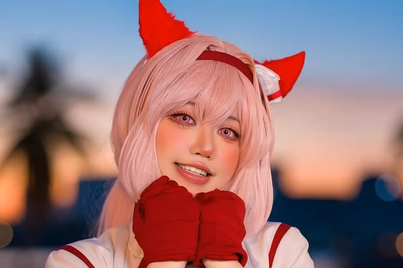 Những bức ảnh khoe vóc dáng nóng bỏng, ánh mắt sắc sảo và thần thái tự tin tạo hiệu ứng lan truyền mạnh.