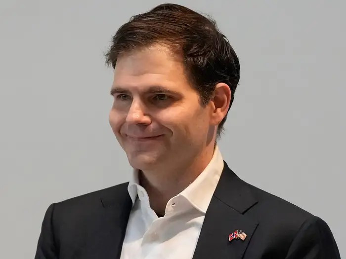 Sau khi rời Google, Jonathan Ross tiếp tục triết lý “chip chuyên dụng” với LPU của Groq, tối ưu cho AI tạo sinh và mô hình ngôn ngữ lớn.