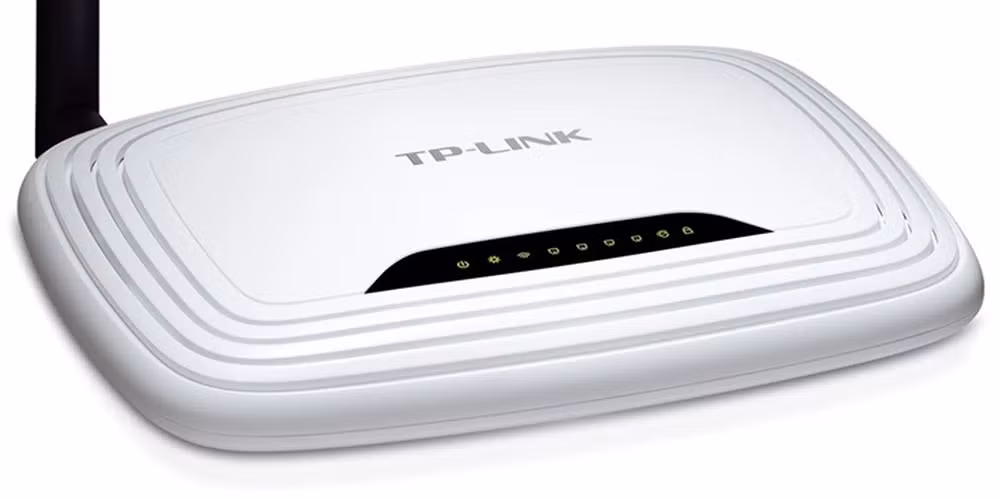 Nhờ chiến lược giá rẻ, TP-Link nhanh chóng chiếm lĩnh các thị trường đang phát triển như Việt Nam, đặc biệt trong giai đoạn 2010–2015 khi thu nhập người dân còn hạn chế và nhu cầu Wi-Fi tăng mạnh.