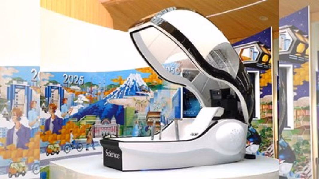 Người dùng bước vào khoang, máy sử dụng bong bóng siêu nhỏ để rửa sạch và lau khô.