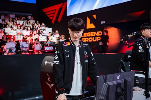 Faker vừa bổ sung một cột mốc lịch sử mới vào bộ sưu tập thành tích đồ sộ của mình.