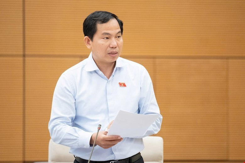 Phó Chủ nhiệm Thường trực Văn phòng Quốc hội Lê Quang Mạnh.