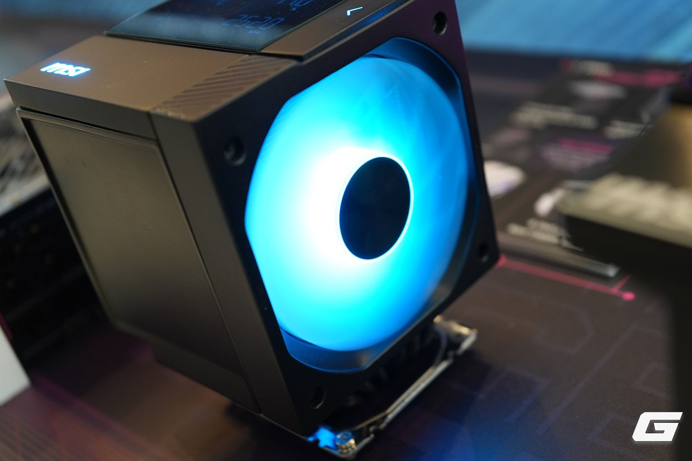 Các giải pháp tản nhiệt khí COREFROZR AP15 và AP17 được tối ưu cho CPU nhiều nhân, đặc biệt là dòng AMD X3D.(Ảnh: Genk)