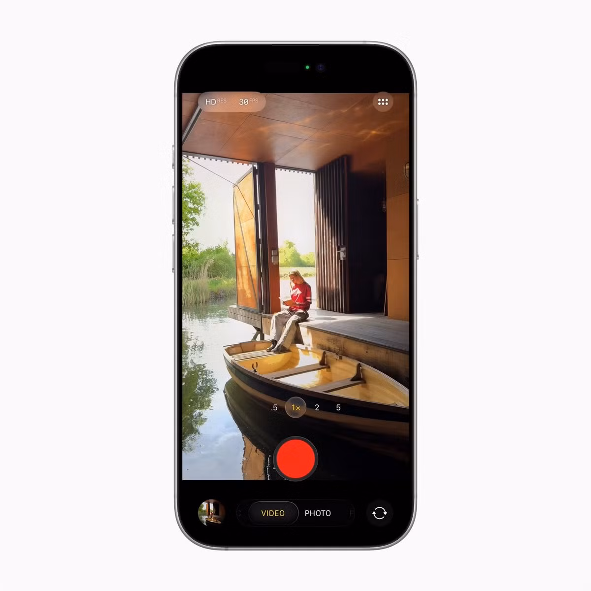 iOS 26 dự kiến phát hành chính thức vào mùa thu 2025, hỗ trợ từ iPhone 11 trở lên.